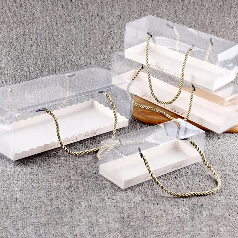 Wholesale Cake Shop Dessert Shop Portable With Handle Rectangular And Transparent Long Plastic Cake Container Box