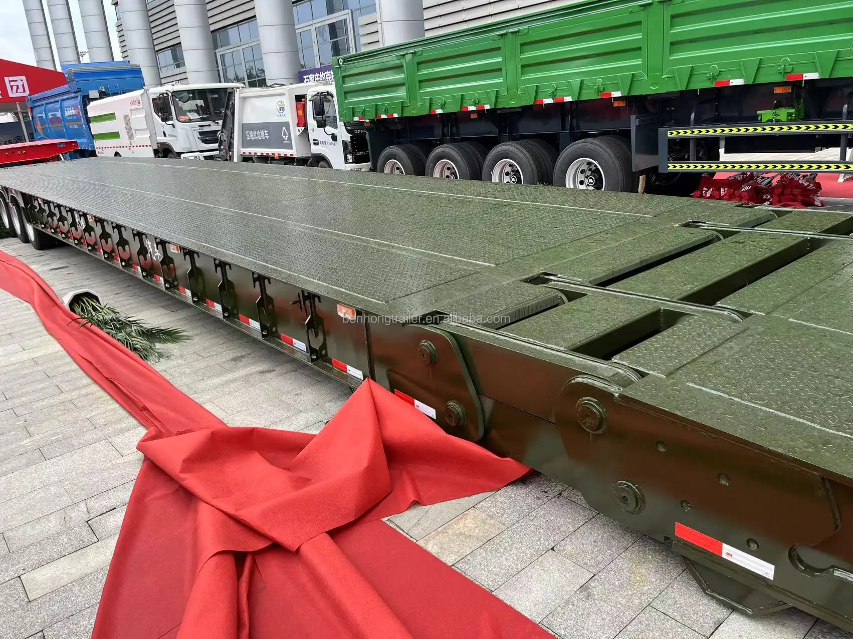Detachable Semi Hydraulic Gooseneck Low Loader Trailer For Heavy Equipment Transport