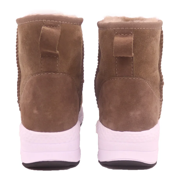 CF-073 Free Samples 2023 Slip-on Hot sell Anti-Slippy Rubber Sole Wholesale Winter Genuine Leather Ladies boots for women
