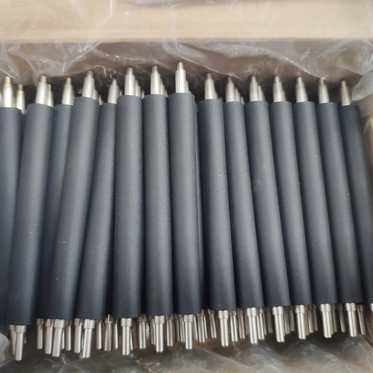 Customized OEM Printing Machine Black Silicone Rubber Pressure Platen Roller