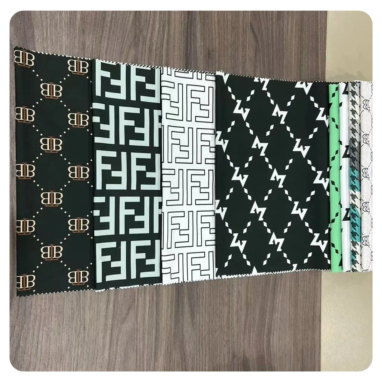 T400 High Quality waterproof outdoor clothes  jacket wind coat Small Oxford with TPU or PU or PTFE coated