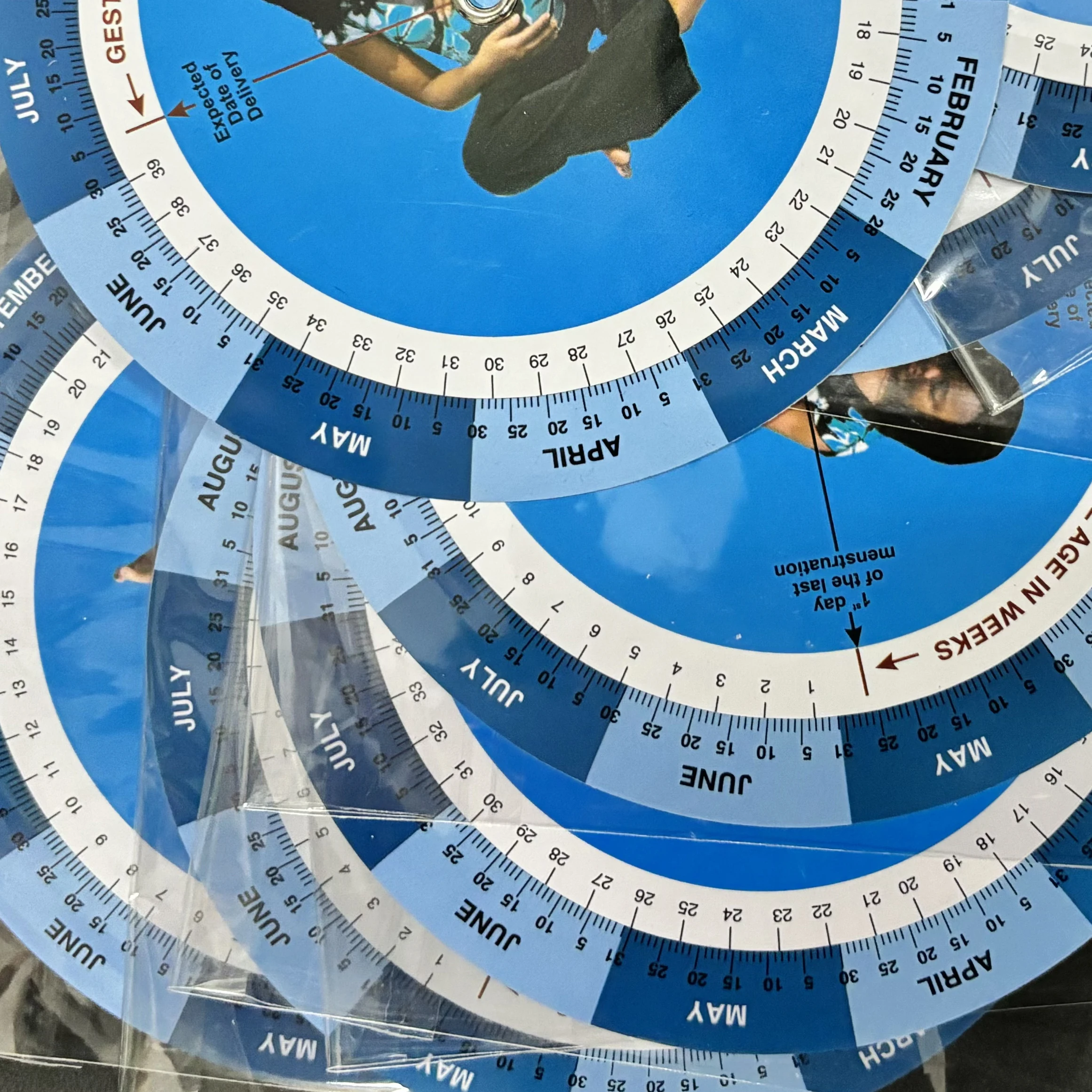 Zmiqu карта больничных колес Дешевый пользовательский калькулятор вращающийся стол для беременности срок родов линейка гинеколога