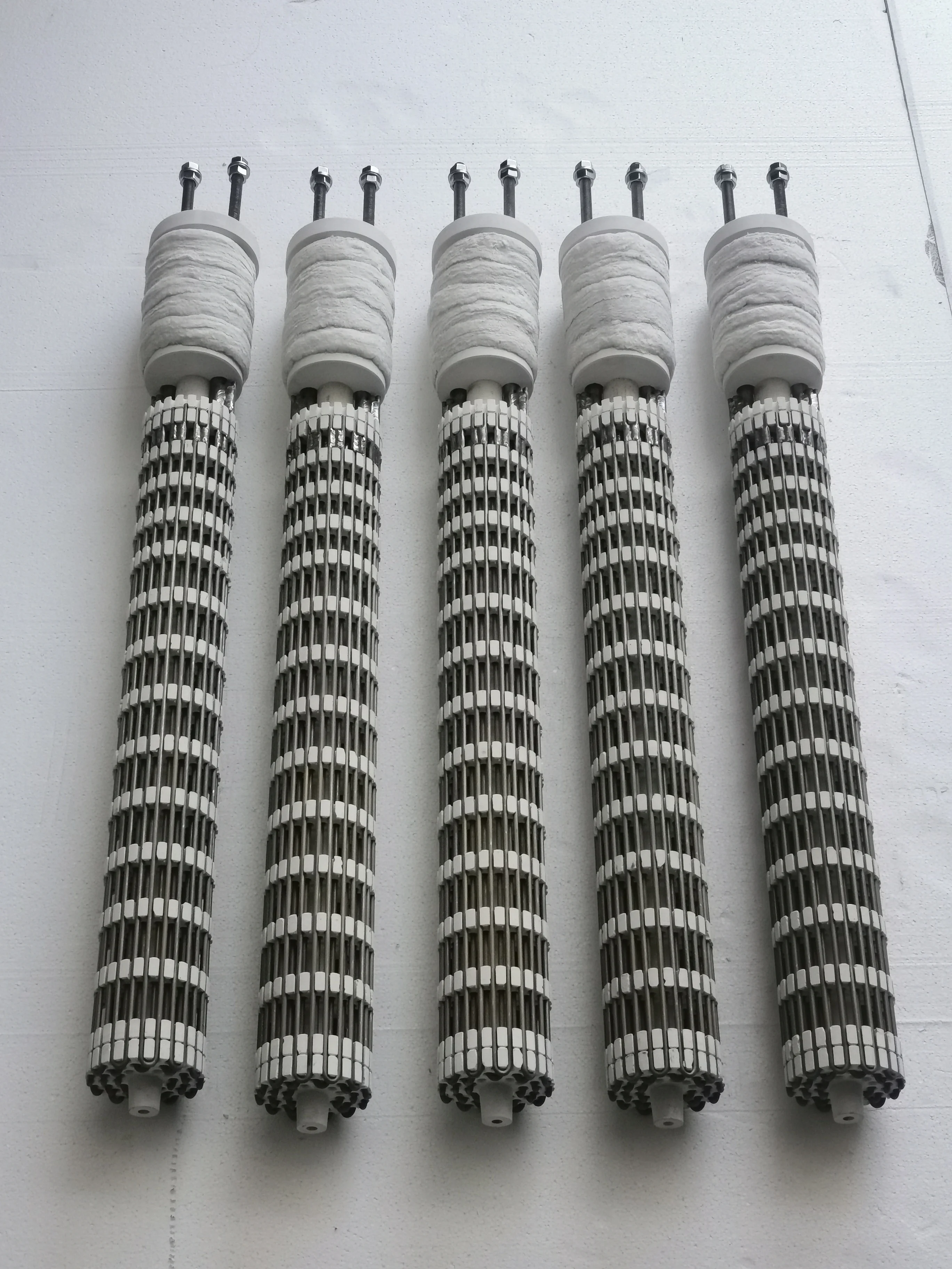 Высокотемпературный керамический нагревательный радиальный нагреватель под заказ