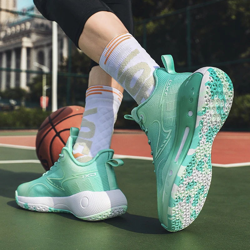 Wholesale High Quality Basketball Shoes Fashion Comfort Lace-up Men Jogging Sneakers