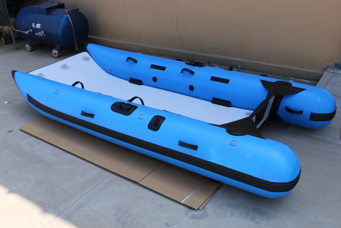 Cararaft надувная лодка понтонная 15 футов. На 7-8 человек красный или синий