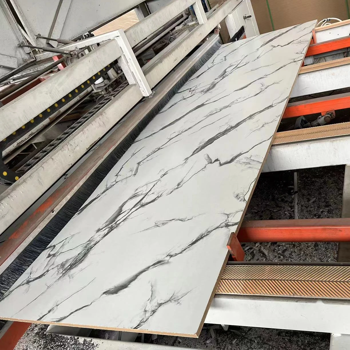 3mm 4mm 5mm 6mm 9mm 12mm 15mm 18mm fibreboards white laminated melamine faced wood mdf hdf board for Furniture