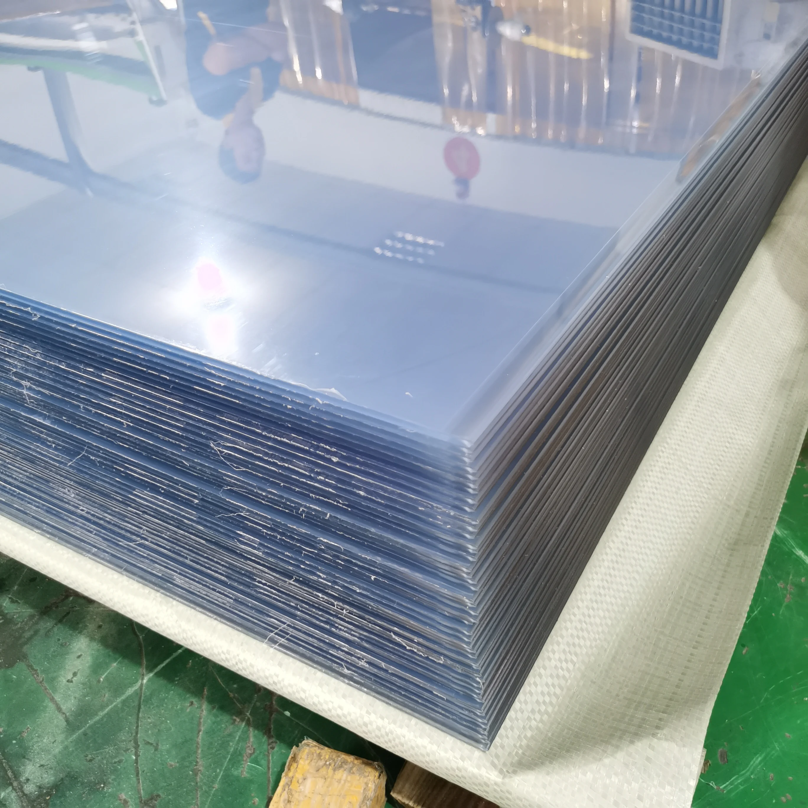 1mm 2Mm 3mm Thick Rigid PVC Plastic Film Roll Clear PVC Transparent Sheet For Thermoforming