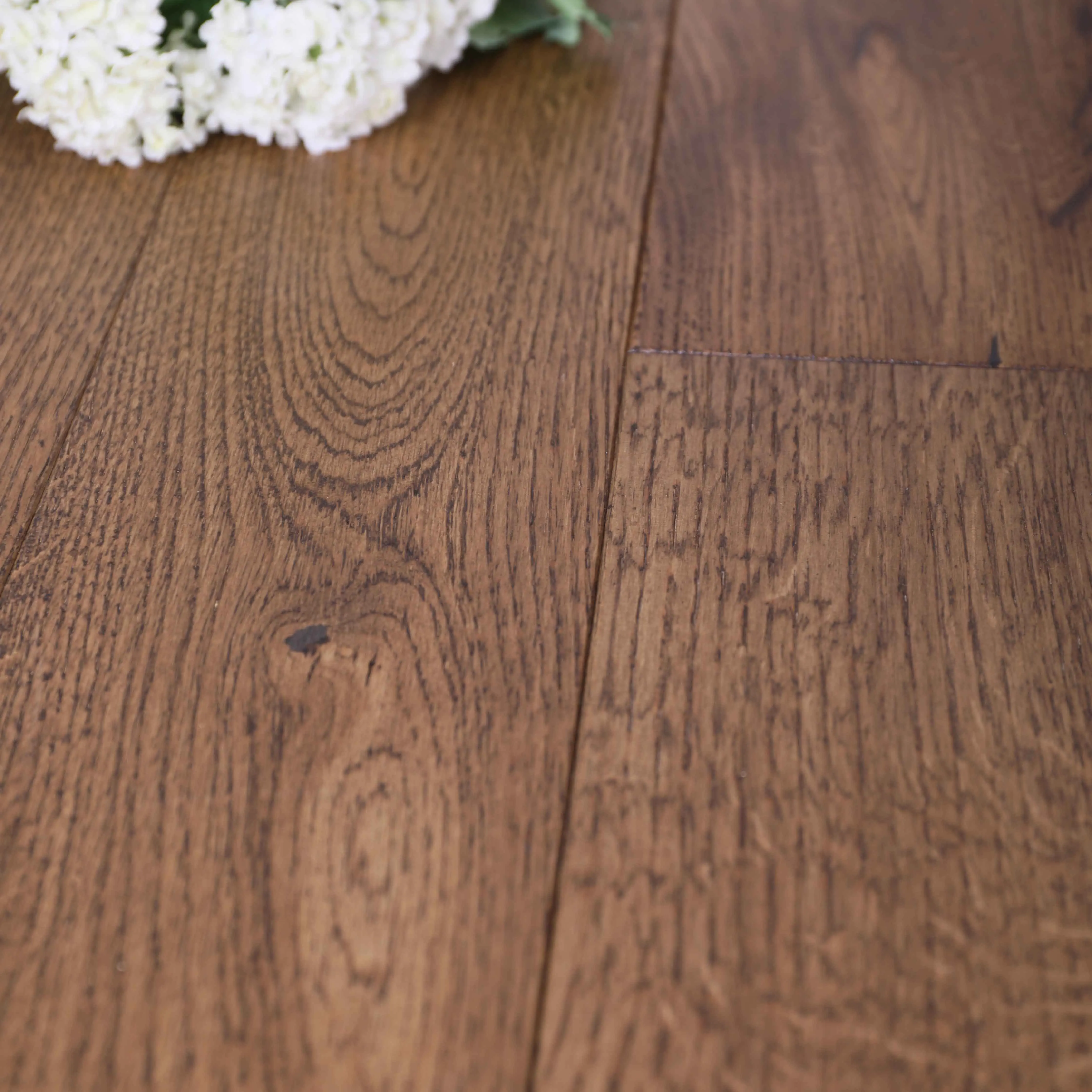 
High Quality Solid Wood Timber Laminate Flooring 