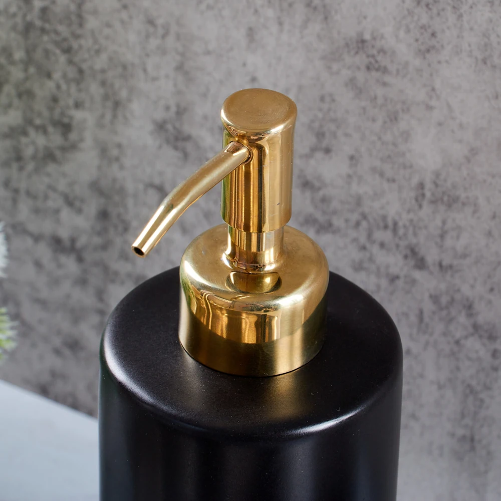 Longan 300ml 400ml 450ml Round Ceramic Cosmetic Bottle With Pump Lotion Pump Bottle For Bathroom