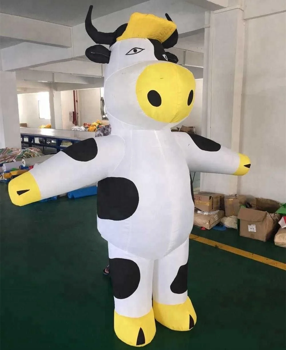 Giant advertising inflatables xxx milka cow mascot/life size totem balloon for Decoration events