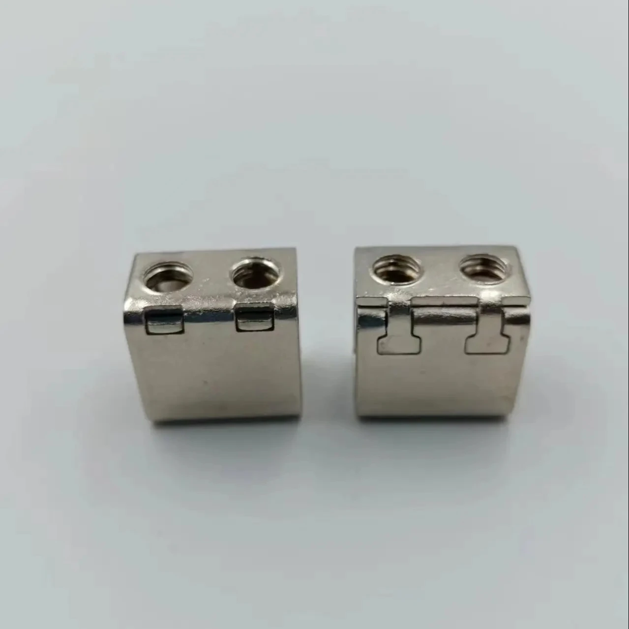 Two-Hole Circuit Table Iron Terminal Pressing Column Head GL-8065 Screw Frame Wiring Hardware Zinc Material Stamping Design