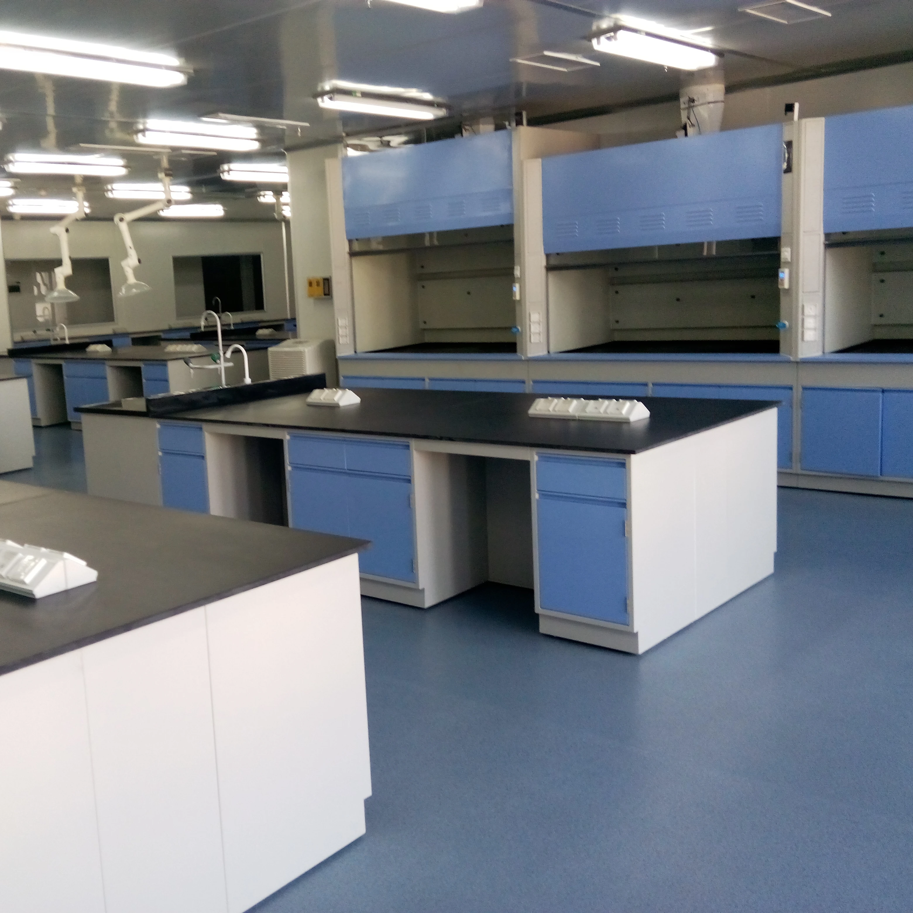 Лабораторная патология рабочий стол лабораторный химическая сталь Высококачественная железная Современная настраиваемая школьная мебель OEM & ODM