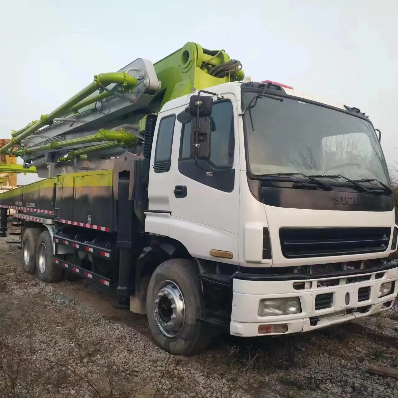 Used Zoomlion Concrete Pump Truck 37m 47m 52m Truck Mounted Pump For Sale