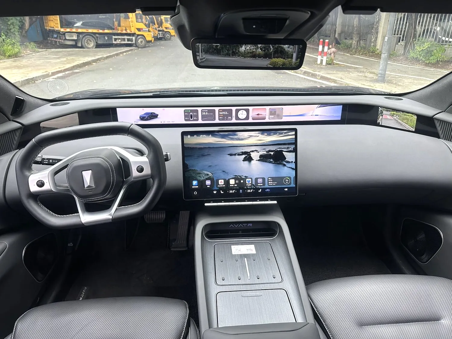 2023 Аватр электромобиль Новый энергетический большой седан 12 AWD/RWD мест 220 км/ч высокоскоростная левая камера-5 электрическая
