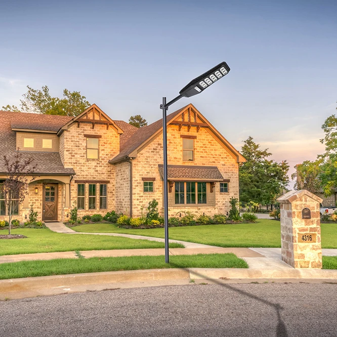 High brightness and long working time intelligent street light solar solarlight