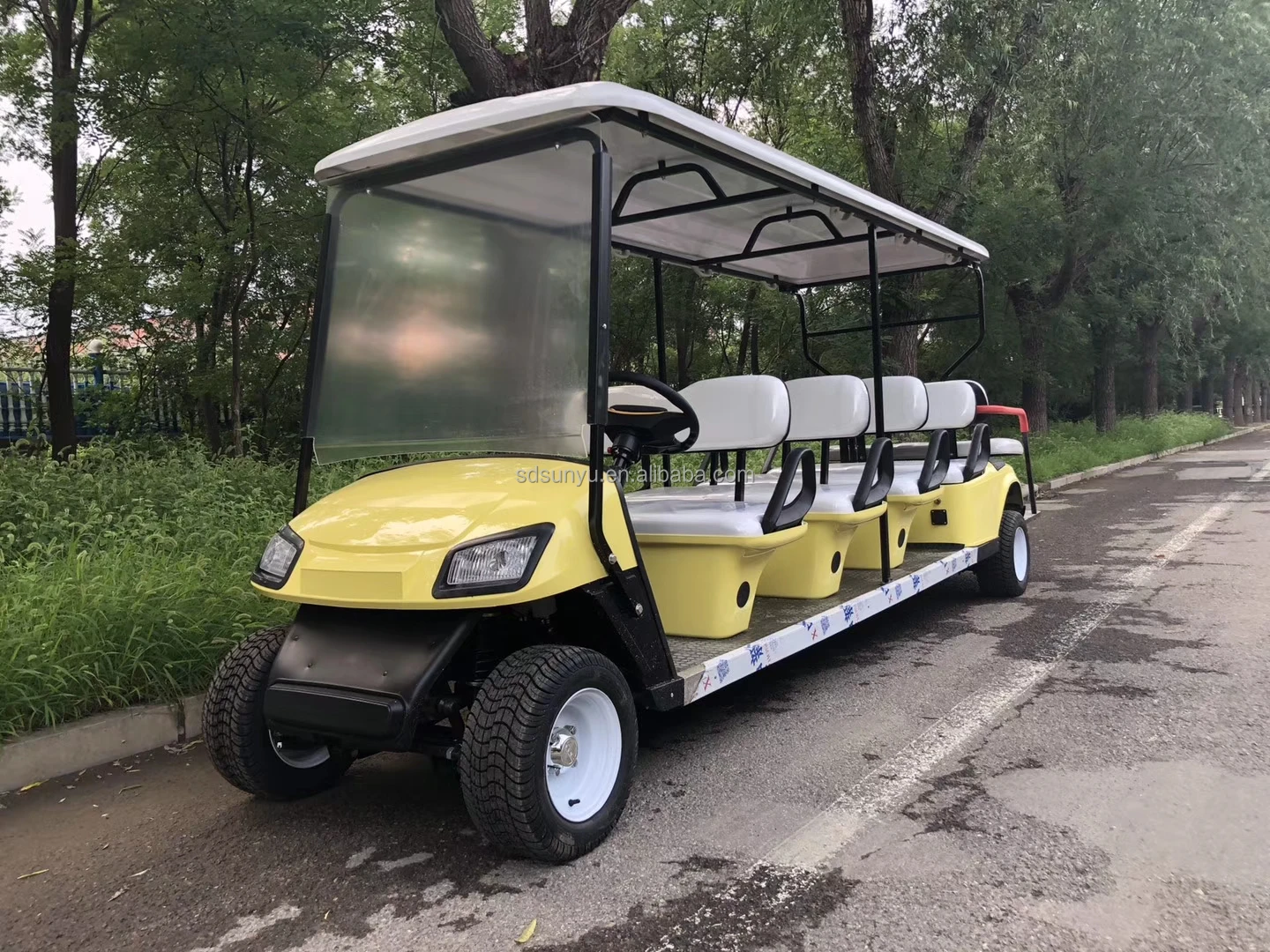 Affordable Club 2 4 6 Seater Chinese Electric Golf Cart Car for Sale 72V Lithium Custom Comfortable