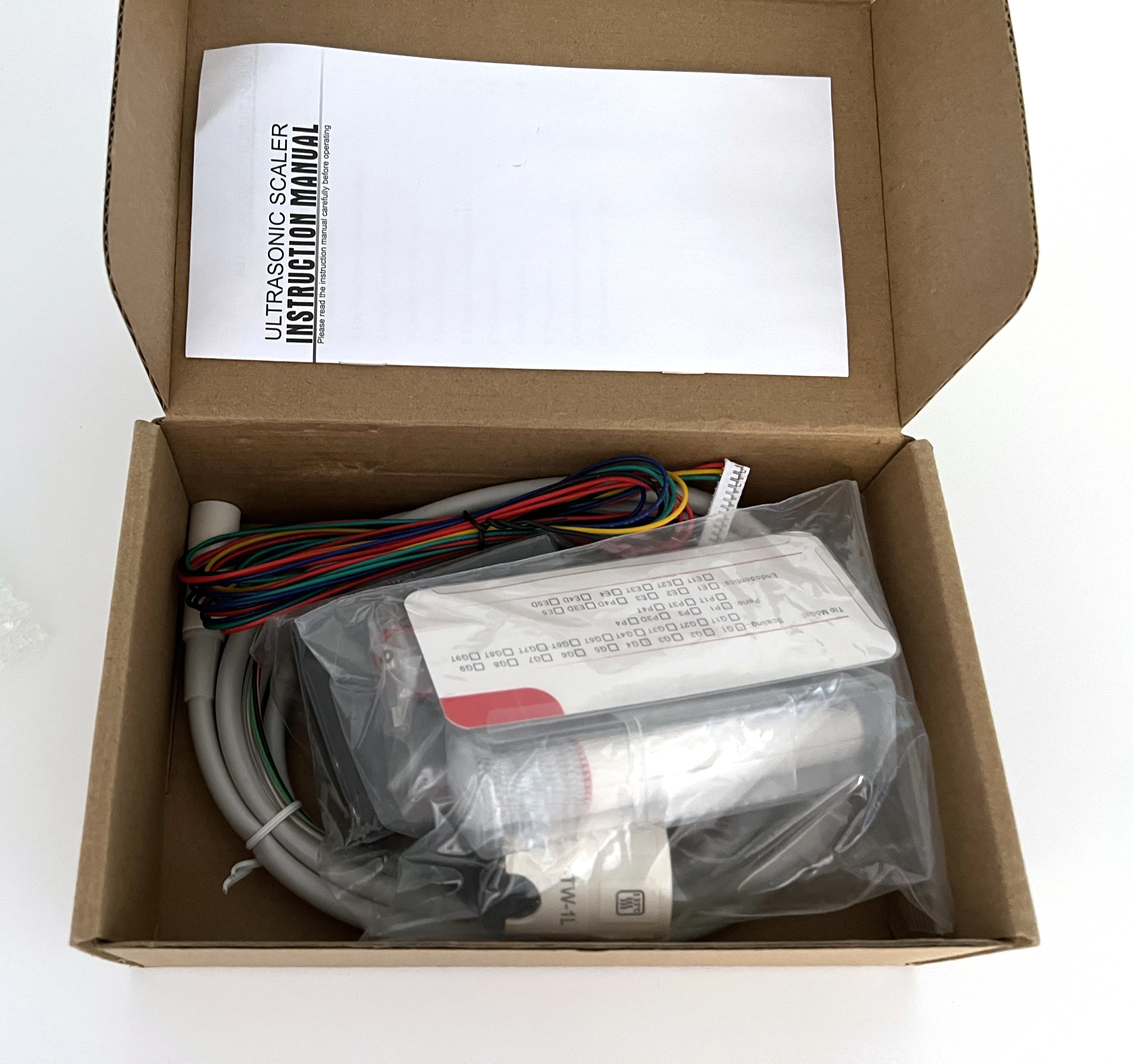 Detachable autoclavable Dental Built-in Scaler with Led HW-5L handpiece scaler tips for dental unit chair