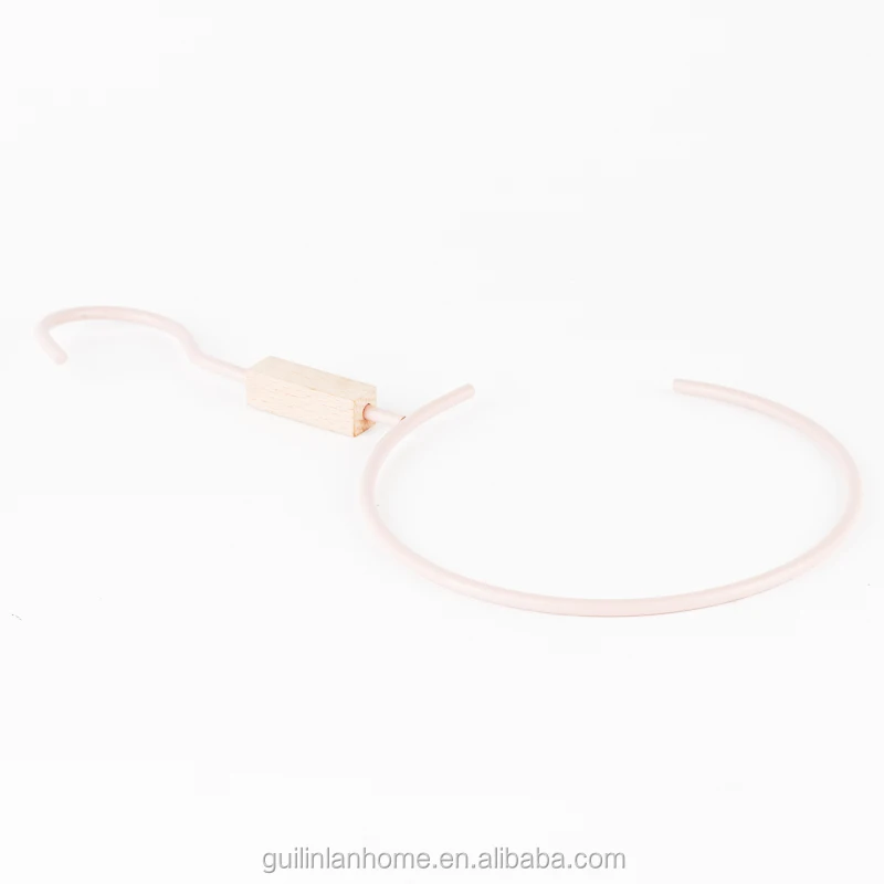 High Quality Metal Scarf Hangers vintage ring style wooden and metal scarf hanger for shops