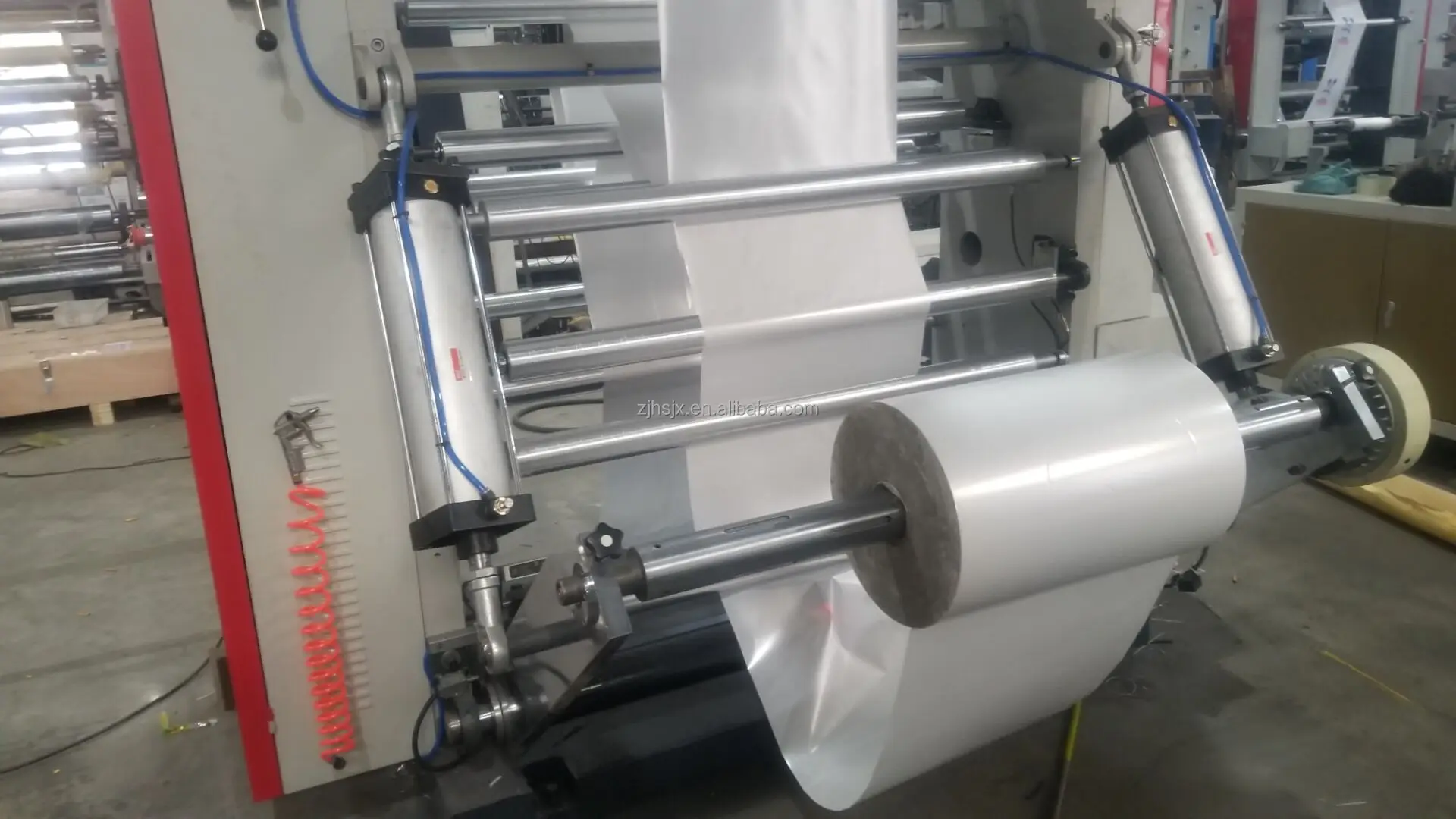 YTB-41000 high speed 4 colour chamber doctor blade flexo printing plastic film machine