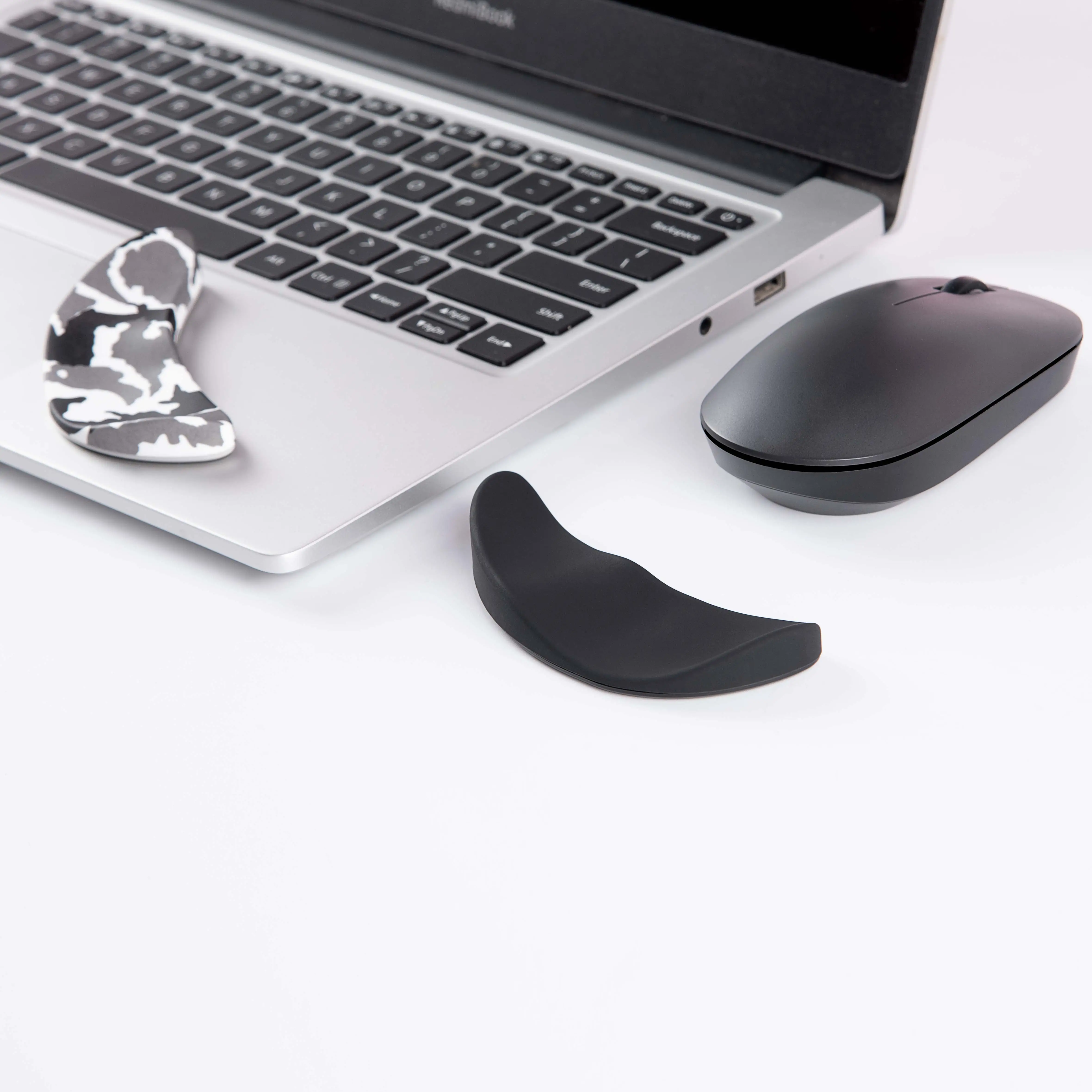 Silicone Mouse Wrist Pad Ergonomic Mouse Pad Wrist Rest Mouse Palm Rest Hand Wrist Pad For Easy Typing Pain Relief