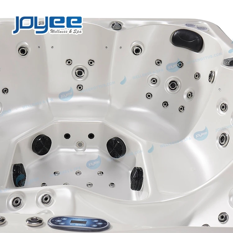 outdoor hot tub (7).jpg