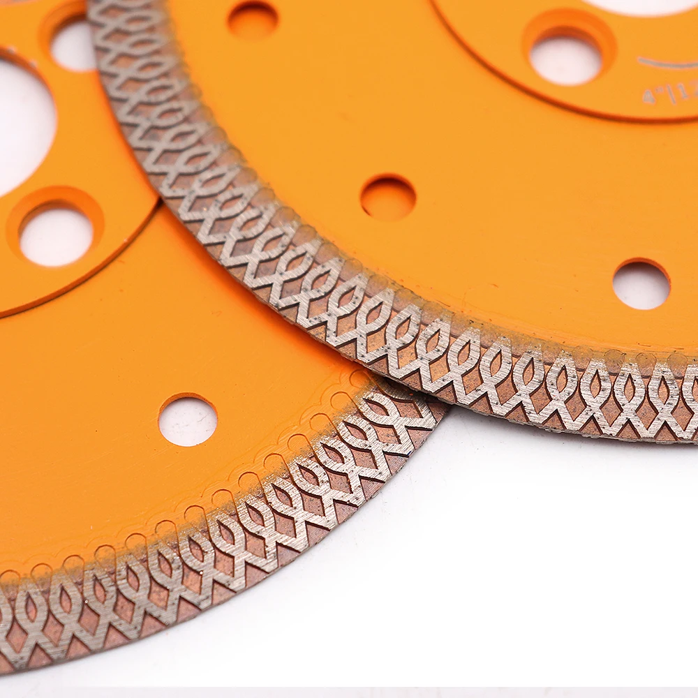 BORUI Blade Diamond Saw Blade Customised Industrial OEM Circular Saw Blade Hot Press Sintered Turbo-mesh Cutting Disc 10 X 40