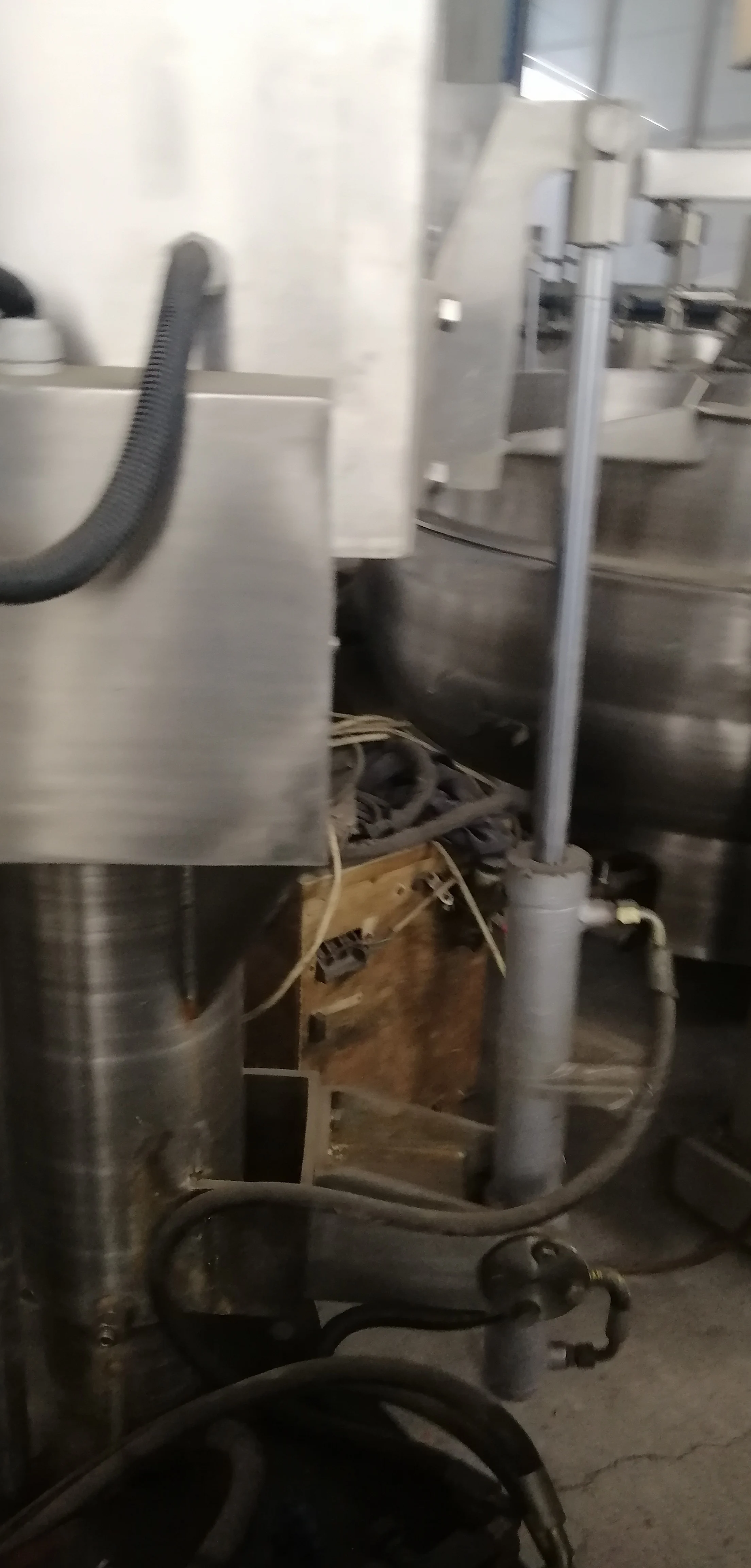 
Large capacity Stir fry Composite pan bottom frying pan 