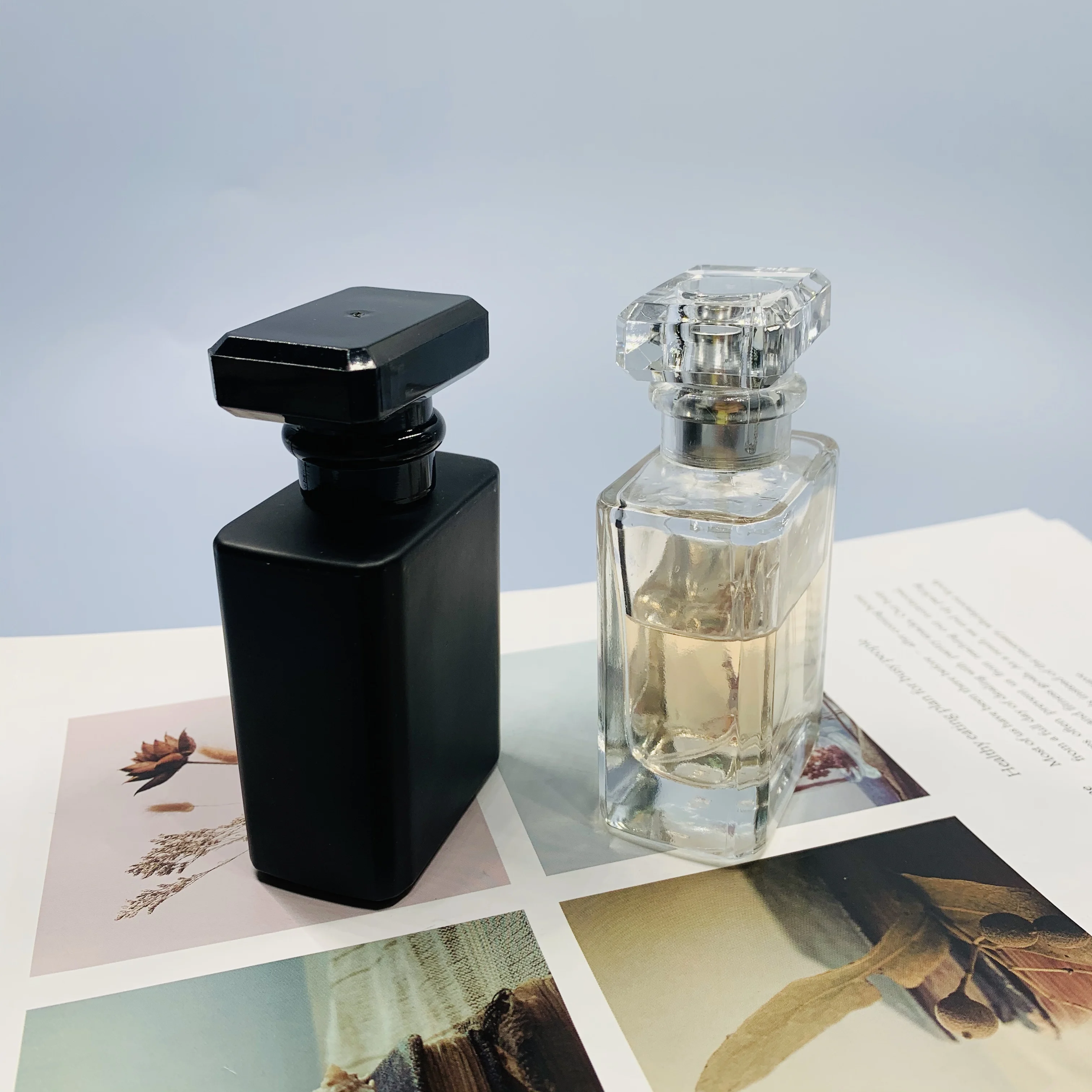 30ML 50Ml 100Ml 200Ml Free Sample Luxury Vintage Clear Refill Empty Glass Perfume Pump Sprayer Bottle