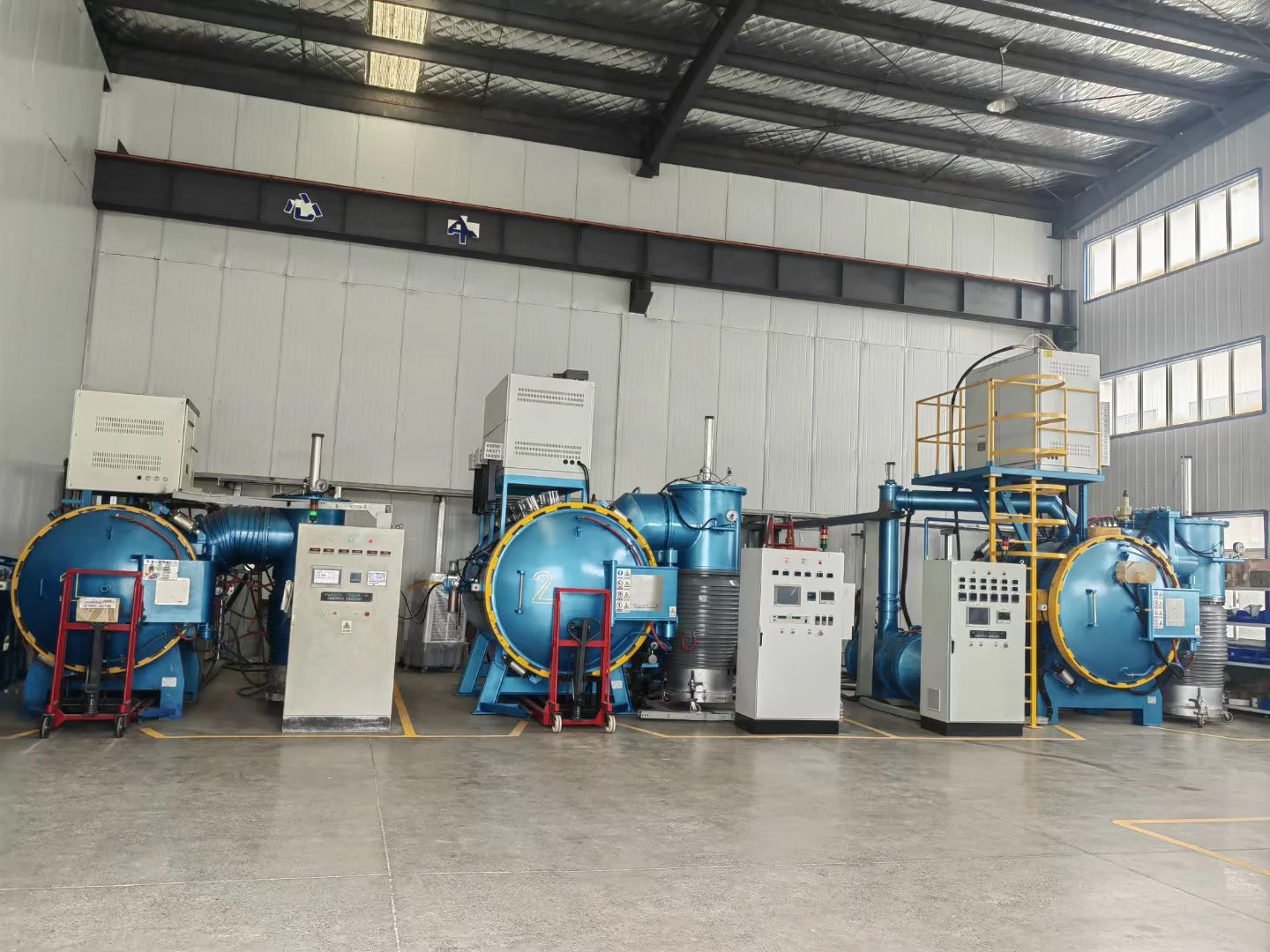 Titanium Alloy Copper-Based Vacuum High Temperature Brazing Heat Treatment Furnace For Steel Non-Ferrous Metal Materials Brazing