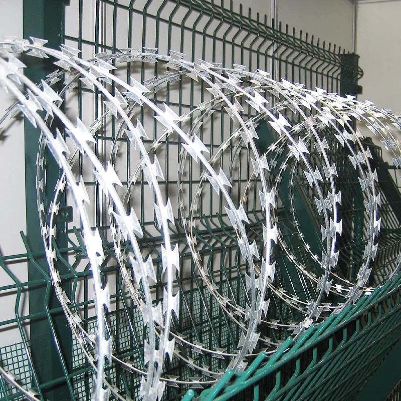 16G galvanized wire barbed fencing 100m, 250m 500m 1.6mm barbed wire fence price per roll made in china