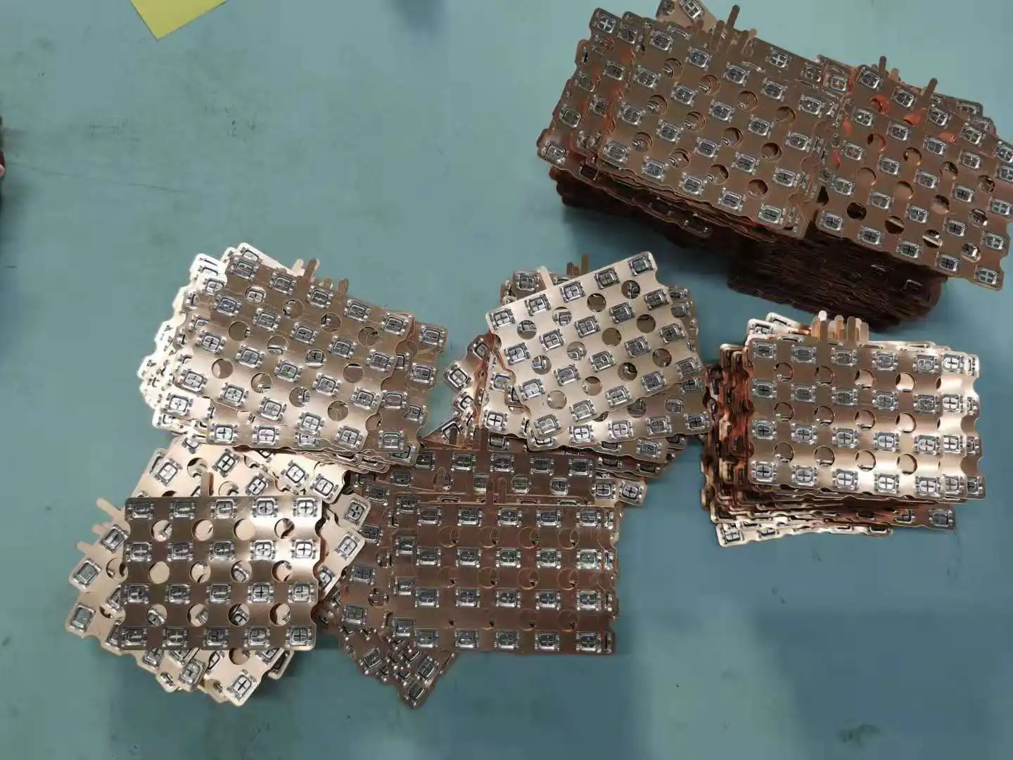 WELLGO Customized 21700 cell connector battery plate 1s2p copper nickel welding tab