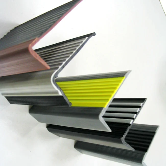 Extrusion anti-slip resistant durable profiles decorative flexible tread step edge plastic non-skid rubber pvc stair