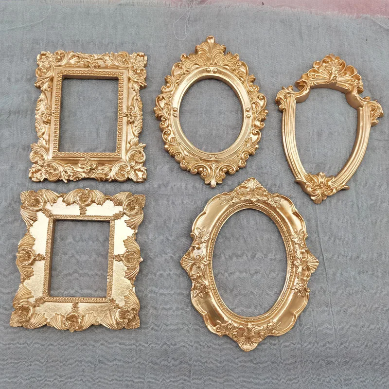 Wholesale Mini Gold Small Resin Photo Frame Shooting Props Nail Enhancement Earrings Pendulum Shooting Props Resin Photo Frame