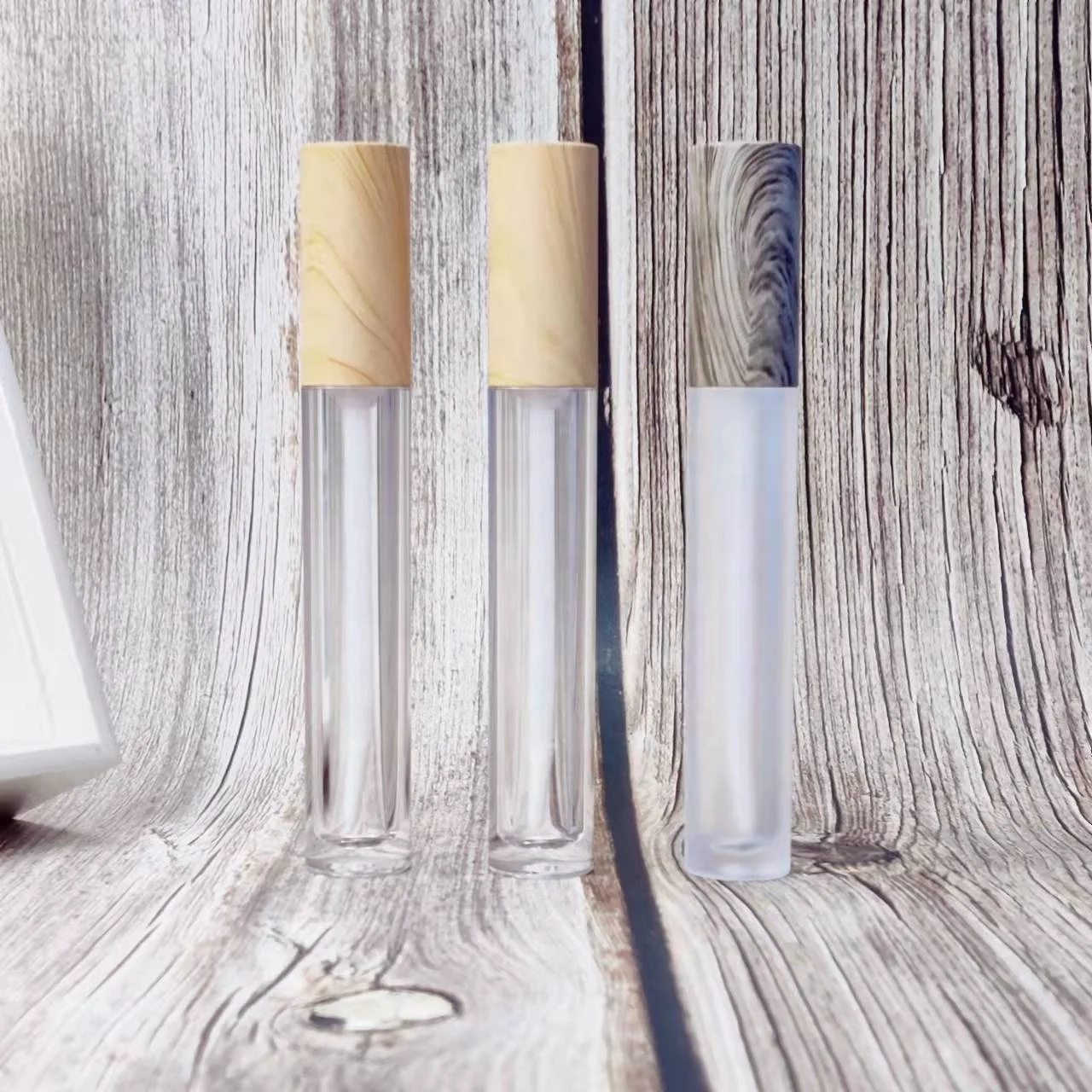 High Quality Capsule Circular Lip Gloss Tube Amplifier Bamboo Eco Friendly