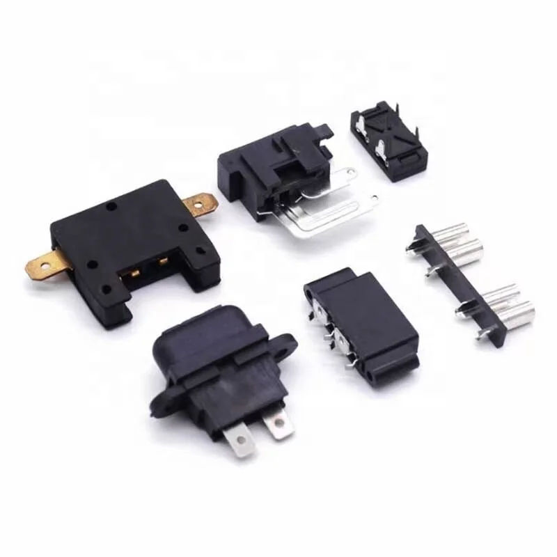 high quality panel mount fuse holder PCB Fuse Holder With Cover With Fixed Hole ATO / ATC Automotive pcb fuse holder