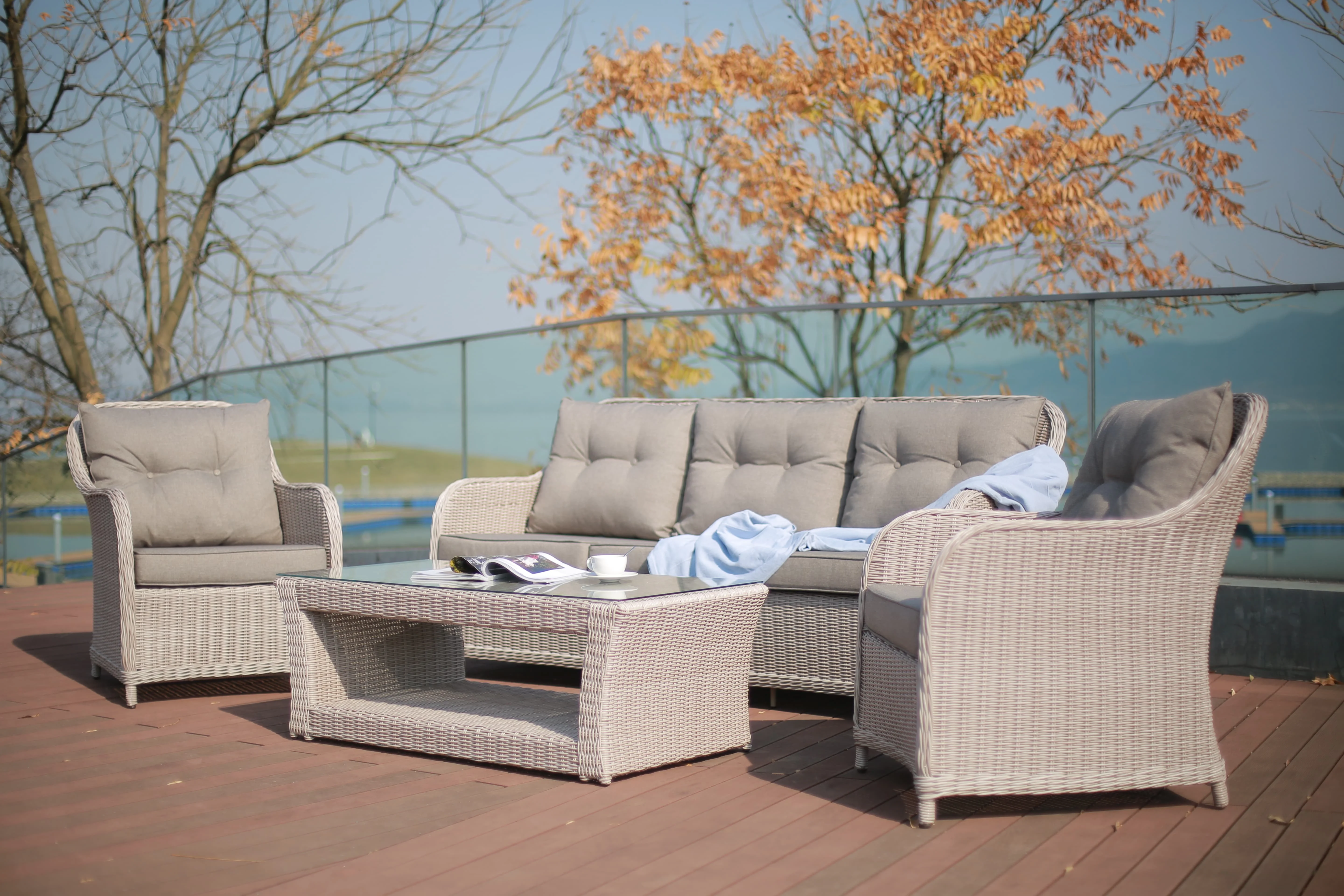 
Modern design popular four piece set courtyard garden furniture outdoor rattan sofa 
