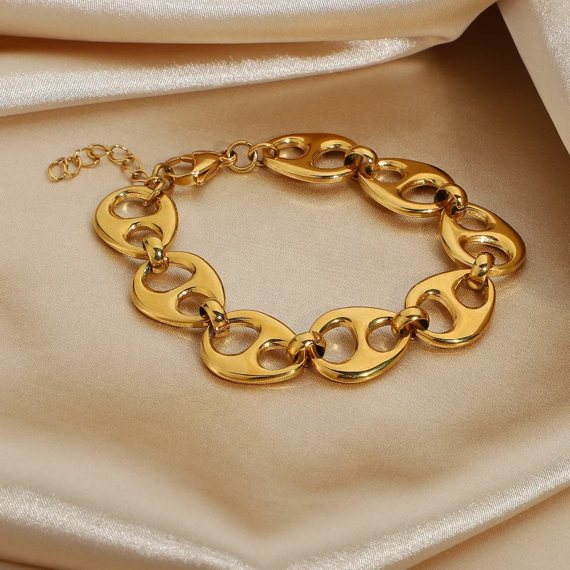 Wholesale Custom Hip Hop 18k Gold Silver S Plated Stainless Steel Girl Bracelet Pig Nose Button Coffee Bean Creative Bracelet