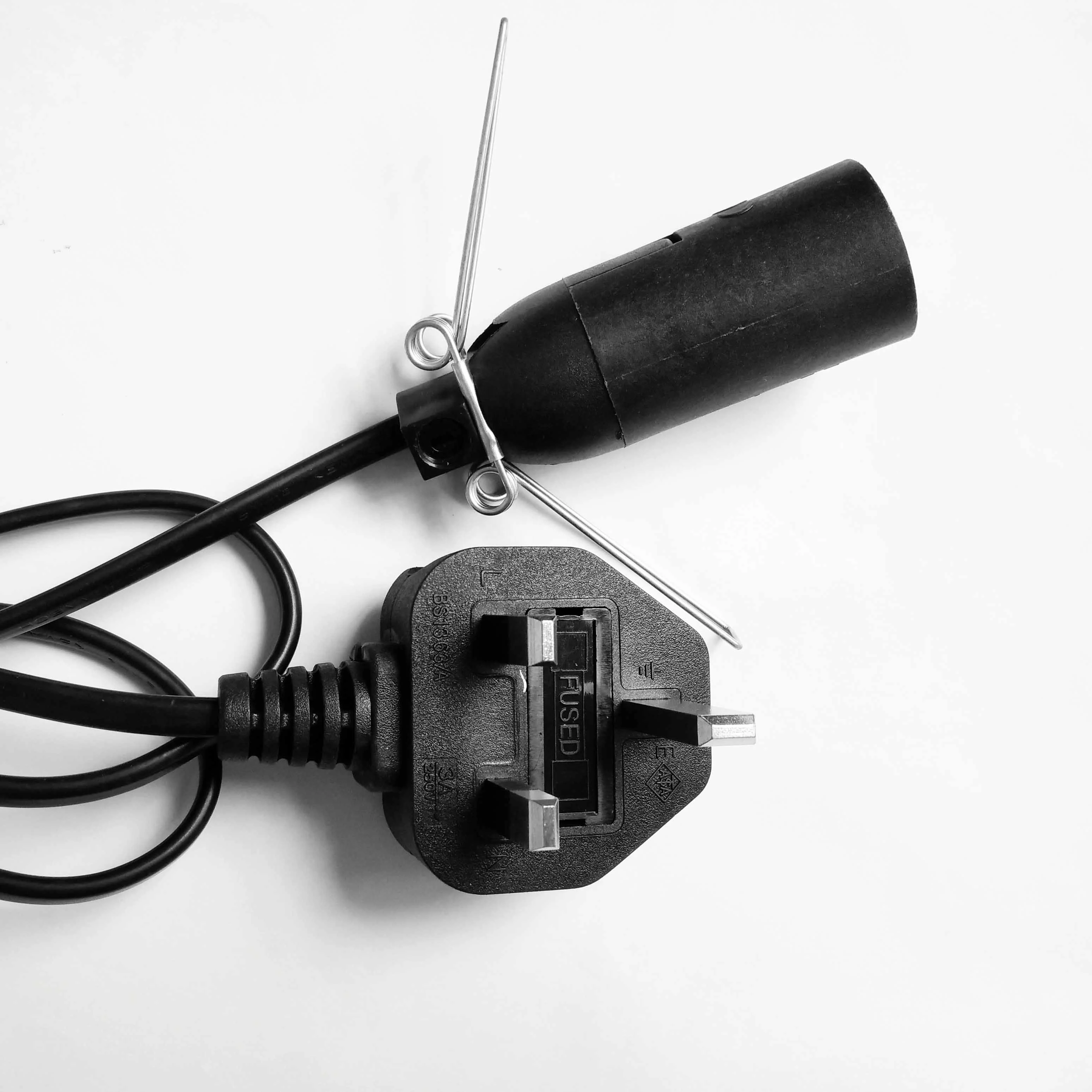 
3 Pin BS Electric Power Copper Cable / UK Salt Lamp Cord With Swith And E14 Lamp Holder 