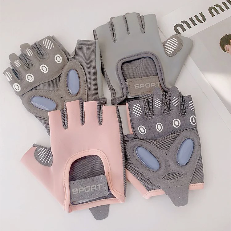 Wholesale Fitness Gloves and Half finger Breathable Mesh sports yoga anti-slip riding gloves for men and women