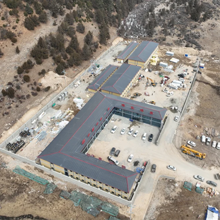 Mining Camp Prefab House Flat Roof Insulated Buildings Sandwich Panel Flat Pack Container Office Hotel Electrostatic Spraying