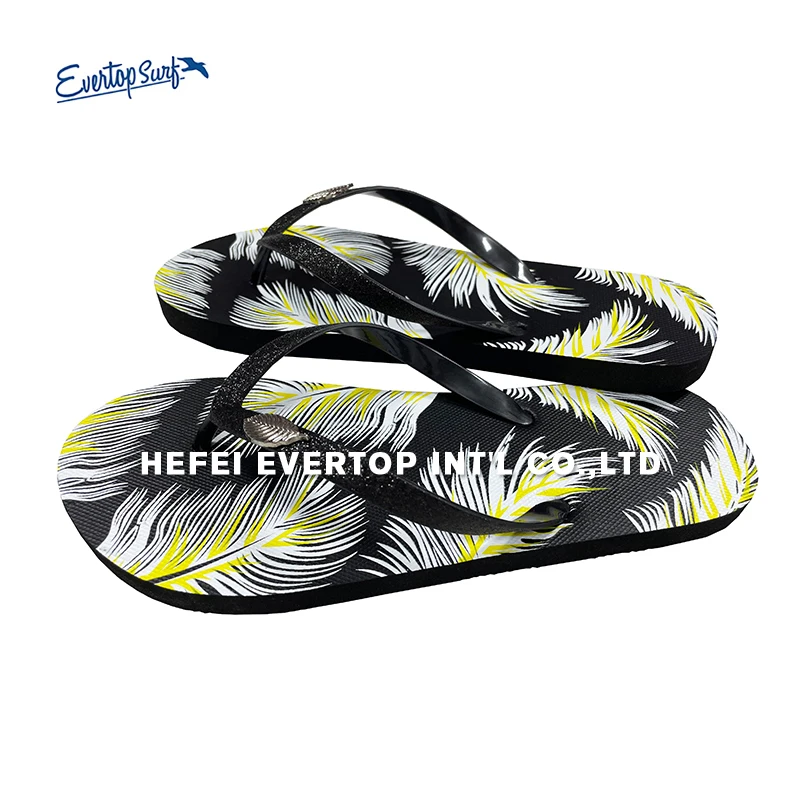 Fashion non-slippery casual summer slippers flip-flops slippers custom outdoor beach slippers