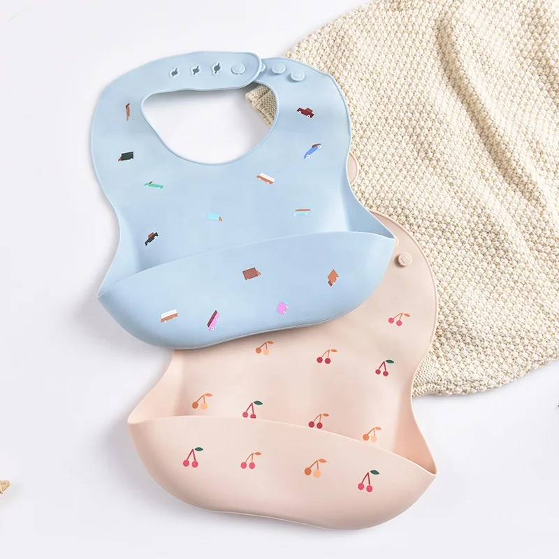 Eco-Friendly Non-Toxic Silicone Infant Feeding Bibs BPA Free Silicone Baby Bib Portable Waterproof Silicone Bib