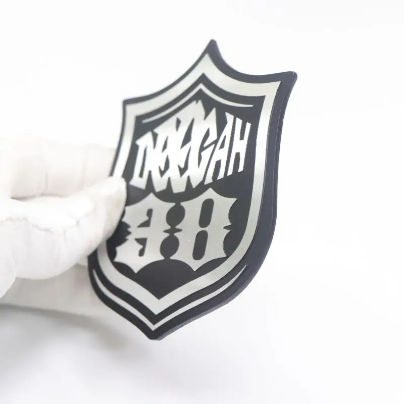 Custom 3D Logo Sandblasting Diamond-cutting Nameplates Metal Plates with Permanent Adhesive for Vehicles Emblem