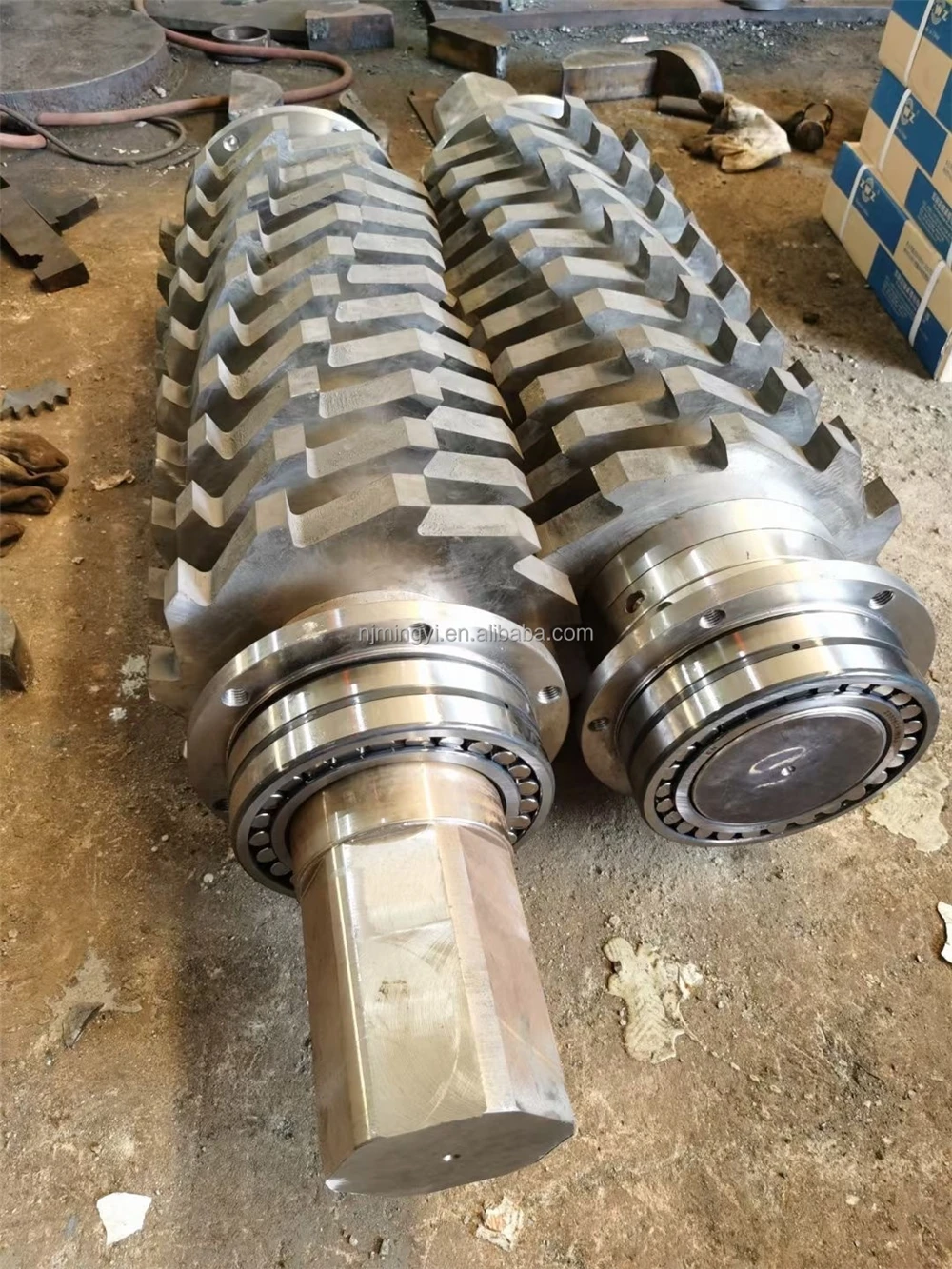 Hot selling Cheap Price and Good Quality Double Shaft Plastic Metal Tire Shredder Blade For Sale