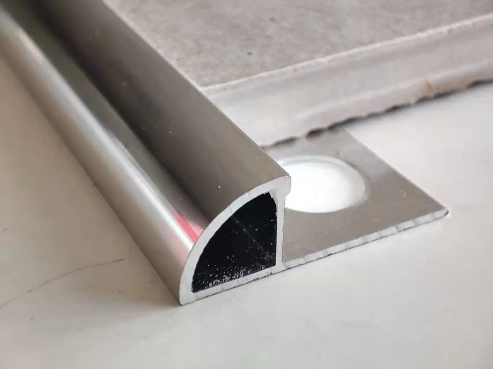 Quarter Round Edge 1/4 Circle Shape Aluminum Alloy Tile Trims Edge Metal Trim Profiles OEM Factory Price