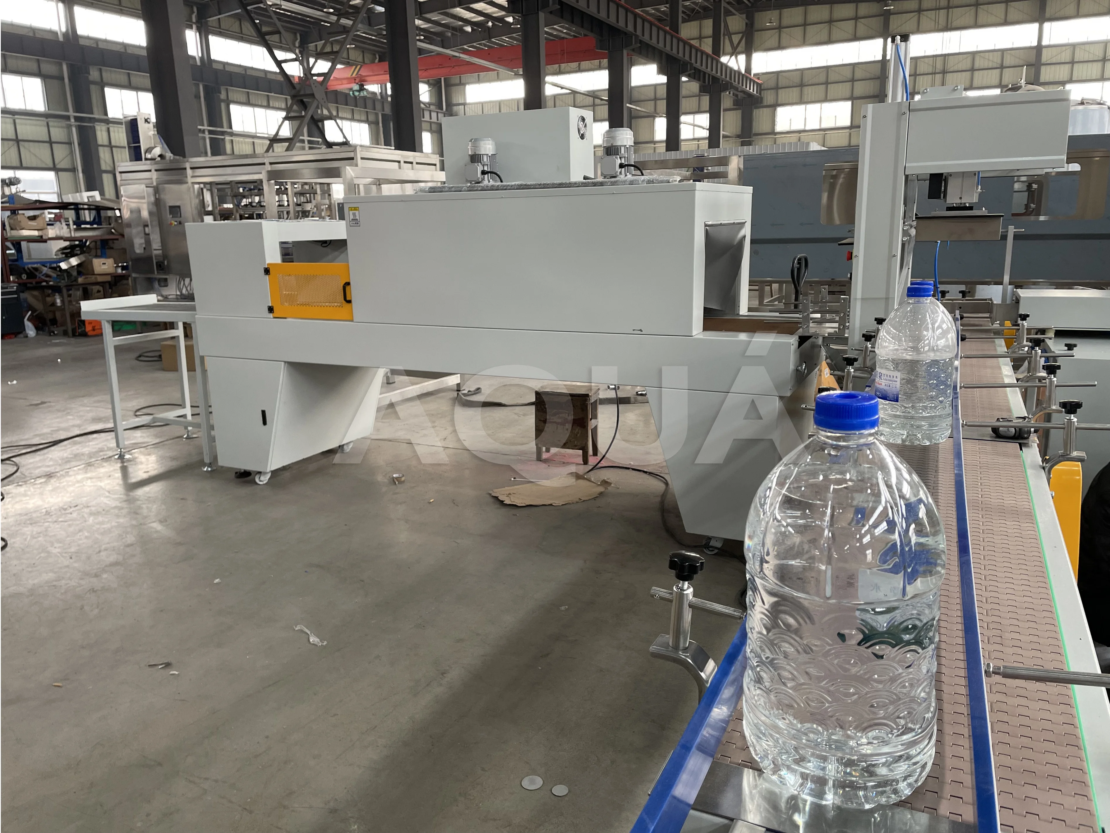 5-10 л, линейный тип, маленькая машина для розлива питьевой воды