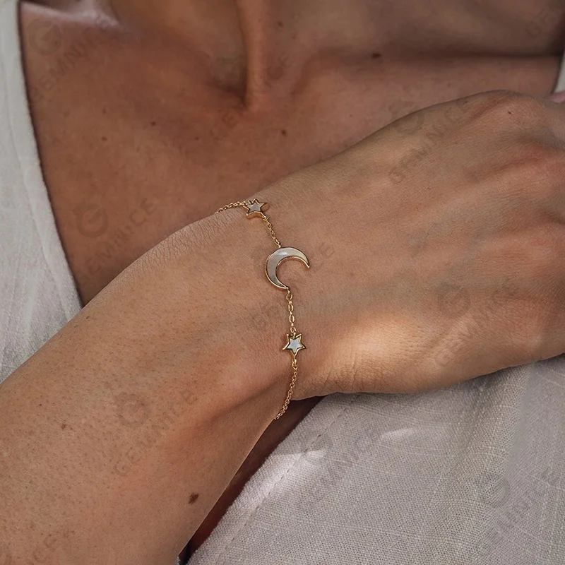 Gemnel new fashion 925 silver gold plated jewelry charm mother of pearl moon star bracelet