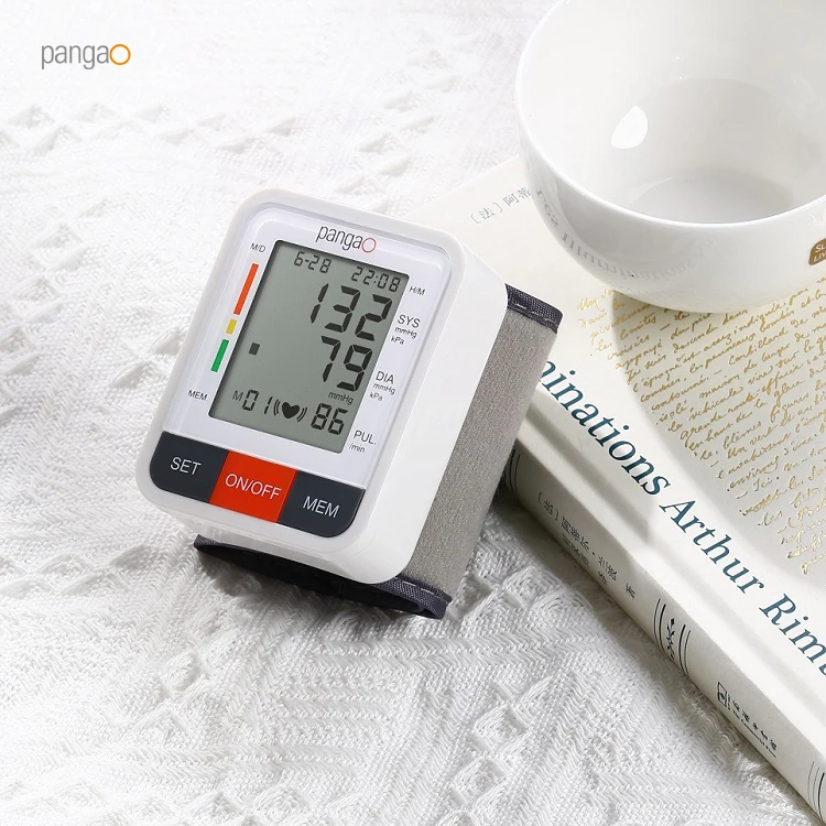 Pangao Quality Wholesale OEM Hospital Electronic Digital Automatic bp Machine Sphygmomanometer Wrist Blood Pressure Monitor