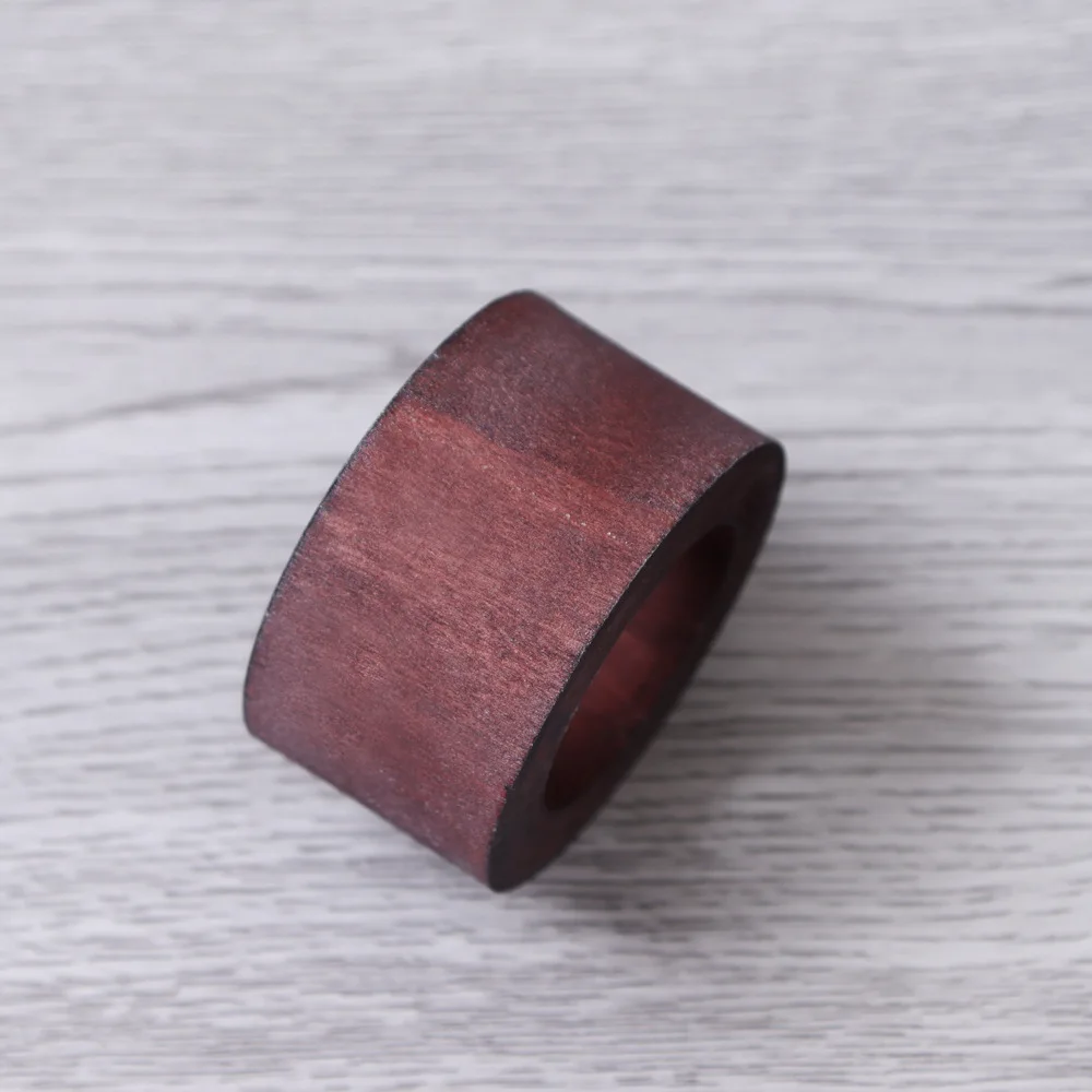 Brown Wood Ring Napkin Buckle Hand-painted Raw Wood Napkin Buckle Simple Wood Napkin Ring Fabric Ring
