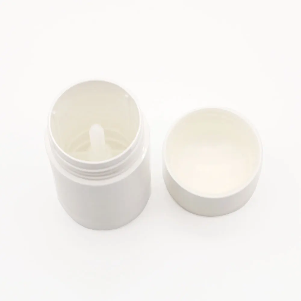 Eco Friendly Round Twist Up Deodorant Bottle Tube Packaging Empty PCR Plastic Black 30g 50g 75g 90g Deodorant Stick Container